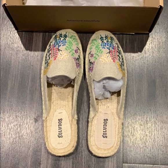 soludos wildflower mule